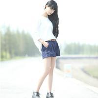 她总说无所谓 却一直摇摇晃晃掉眼泪 YY女生头像_www.jishuyy.com