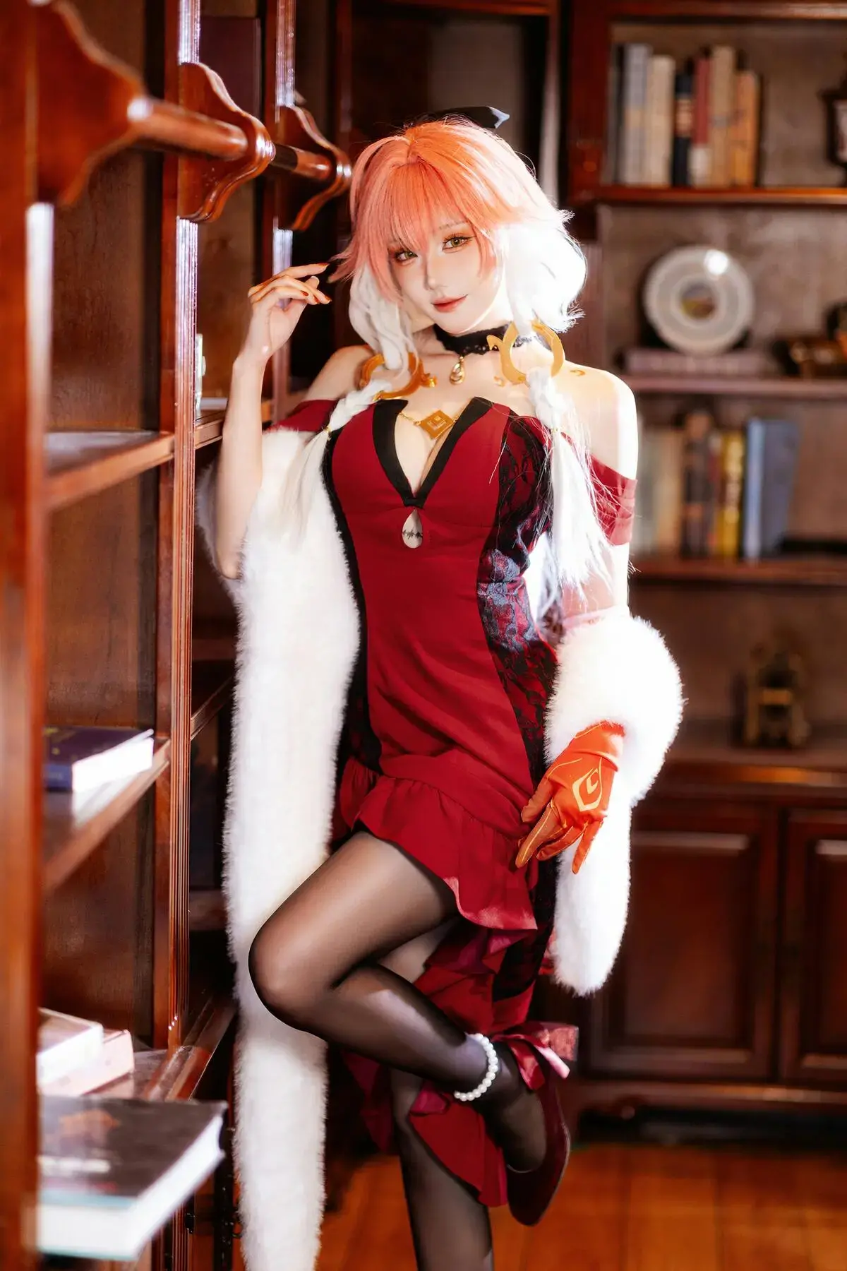 Cosplay｜瓜希酱 – 鸣潮 长离·必胜客联动