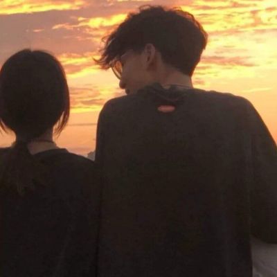 复古风热恋情侣好看头像 超级惊艳且唯美的好看情侣头像