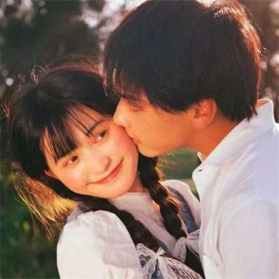 好看情头真人高颜值可爱 温柔系超高颜值的情头真人很甜蜜