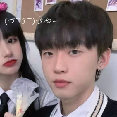 特好看氛围感十足的好看情头 纯欲双人好看情侣头像真人可爱