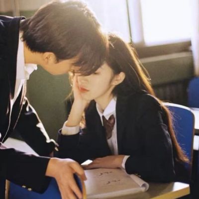 特好看氛围感十足的好看情头 纯欲双人好看情侣头像真人可爱