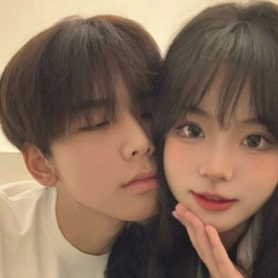 特好看氛围感十足的好看情头 纯欲双人好看情侣头像真人可爱