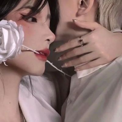 超甜超宠溺双人情头真人版 绝美很有氛围感有魅力的情头