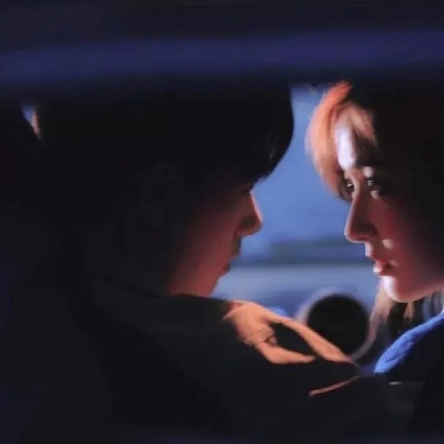 超甜超宠溺双人情头真人版 绝美很有氛围感有魅力的情头