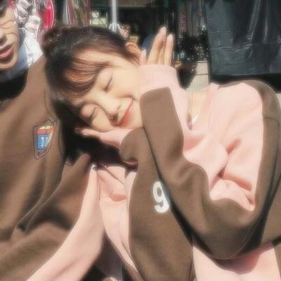 甜蜜恩爱的情侣真人微信头像大全 时尚好看的情侣头像一男一女