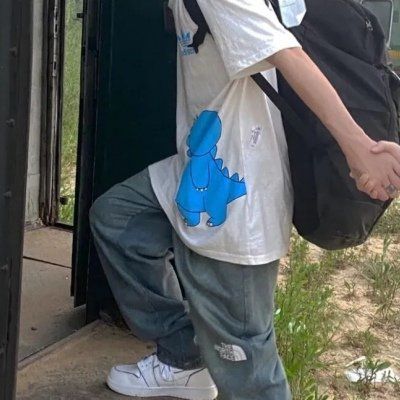 超级浪漫唯美的情侣高清图片大全 最新情侣头像一人一张一左一右