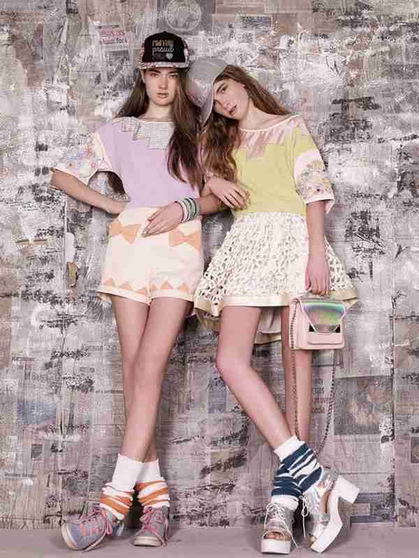 泰国人气女装品牌Lyn Around,戳中你的少女心