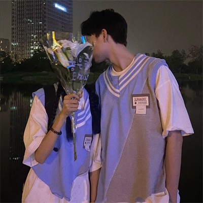 唯美情头真人浪漫图片大全 超甜的情侣头像一左一右配对图片