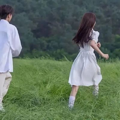 浪漫情侣唯美真人高清微信图片 今年最漂亮的情侣微信头像