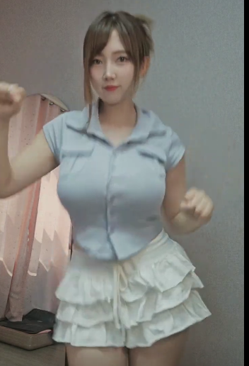 奥迪A8大灯,灯亮就是真理 韩国丰满女神「velvettube」186个精彩视频合集 奥迪A8大灯,灯亮就是真理 韩国丰满女神「velvettube」186个精彩视频合集