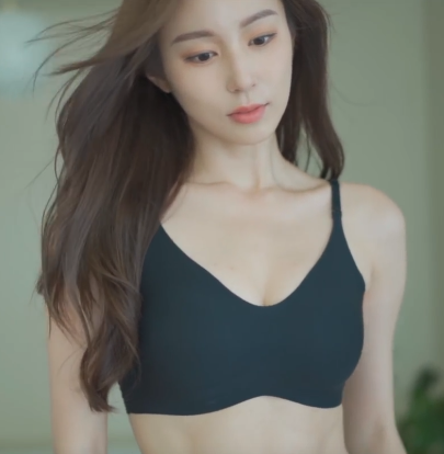 韩系女神私藏衣橱 4K超清内衣丝袜换装实录 每一帧都惊艳 夏义淼 韩系女神私藏衣橱 4K超清内衣丝袜换装实录 每一帧都惊艳 夏义淼