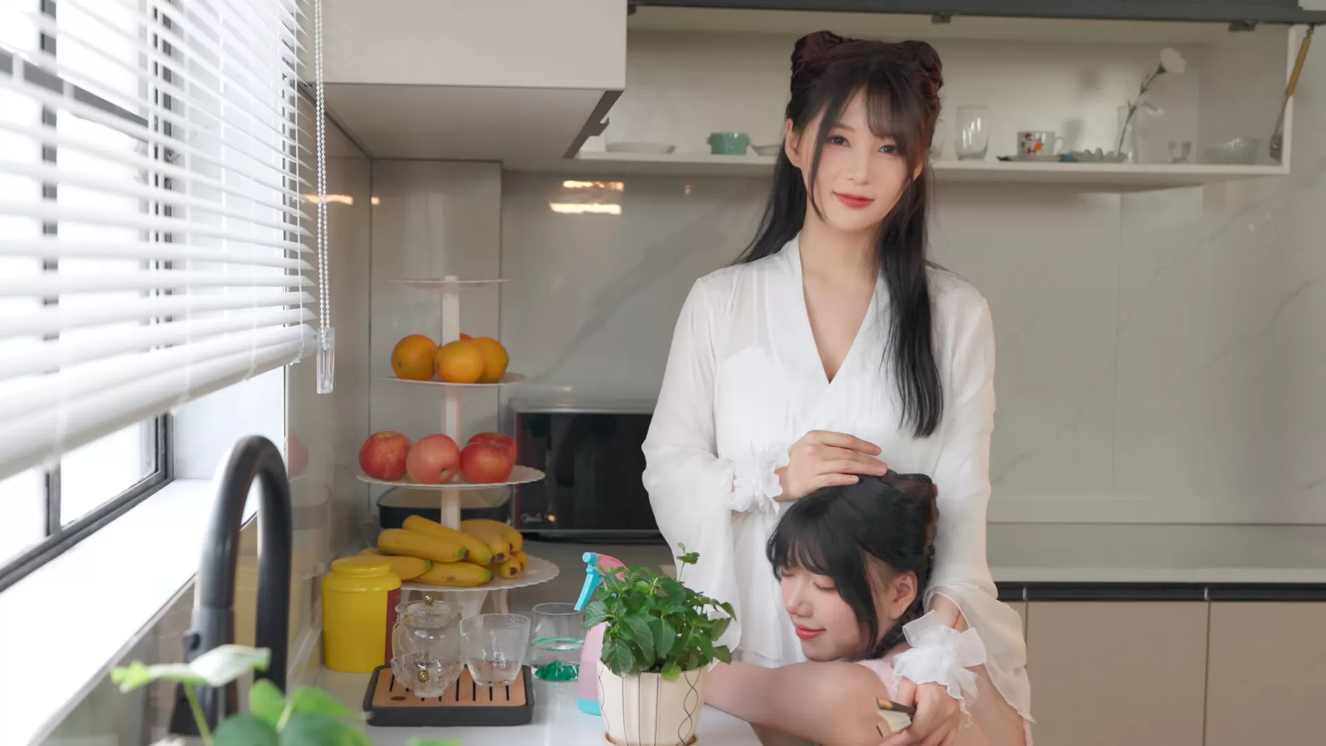 花奴令一款真人出演的猫娘恋爱游戏